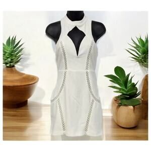 San Joy white ivory keyhole stretchy Party dress Women’s Junior Size‎ S Small